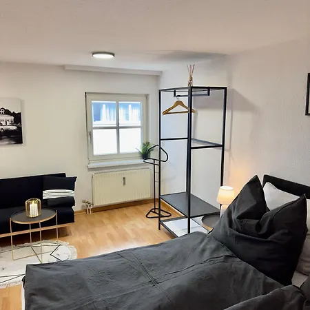 Charmante Am Hafen *